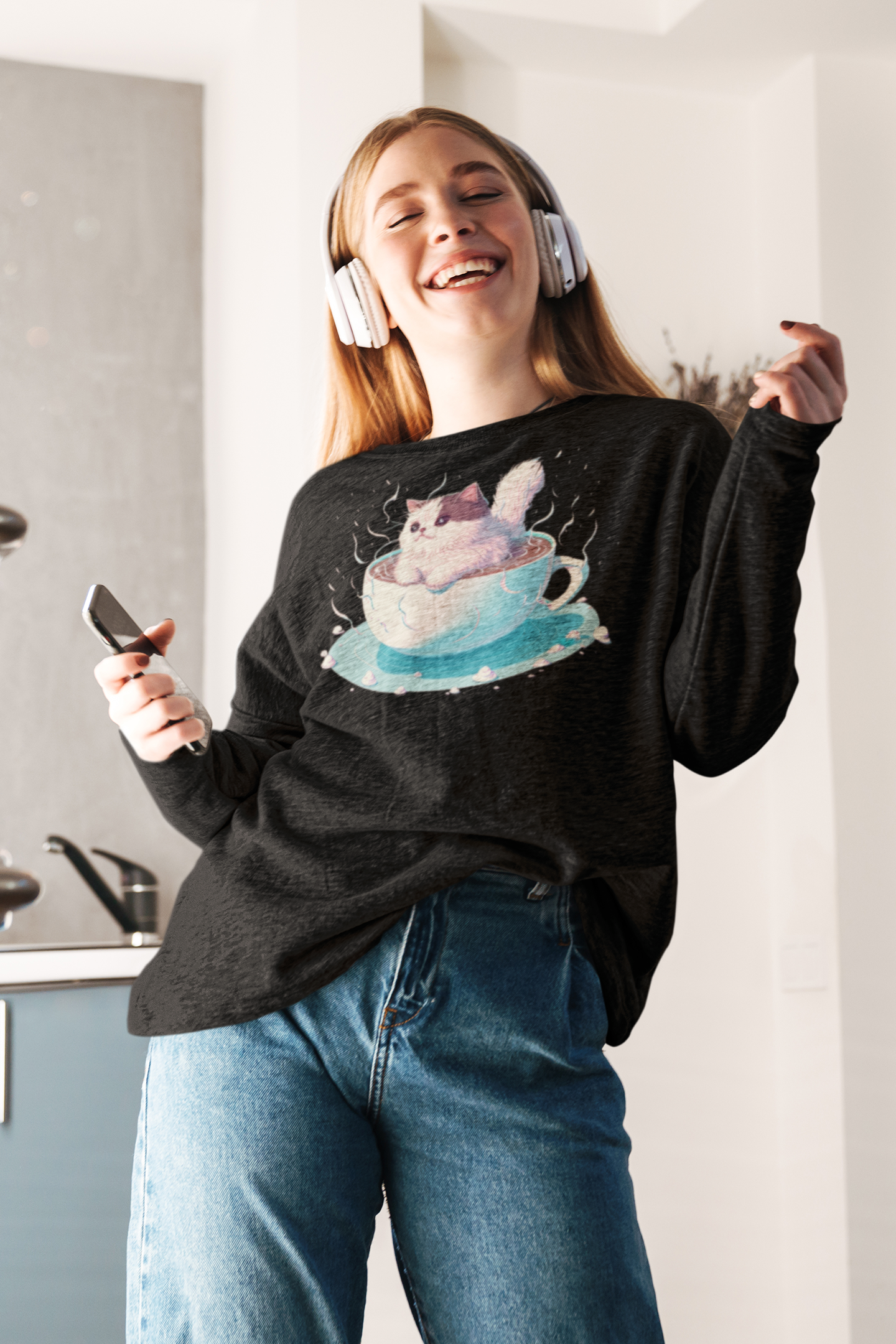 Kawaii Unisex Anime Sweatshirt - Yumemiru Neko